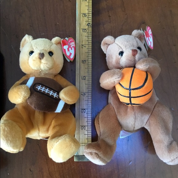 4 Plush Bears and a Seal - Picture 14 of 15